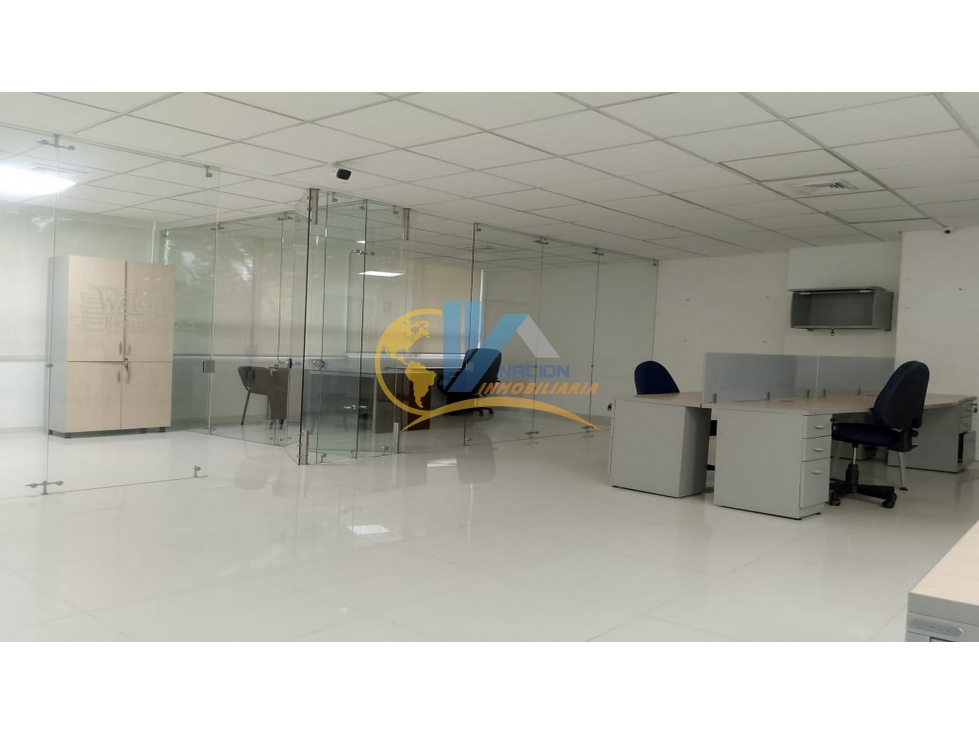 SE VENDE HERMOSA OFICINA EN EL ANILLO VÍAL - 3