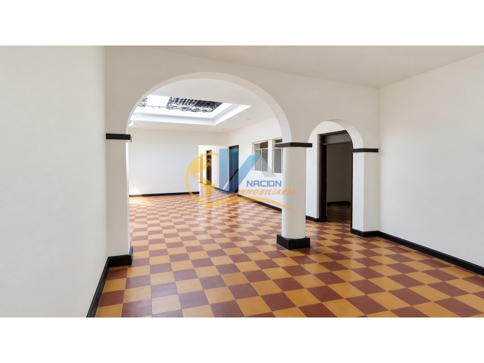 SE ARRIENDA CASA EN COMUNEROS - 1