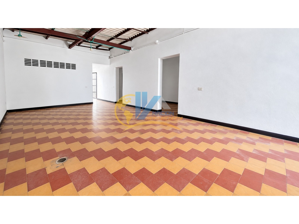 SE VENDE / ARRIENDA CASA COMERCIAL EN FLORIDABLANCA — foto 2
