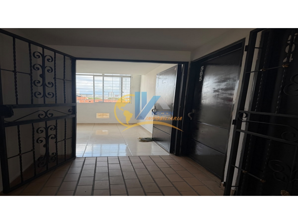 SE ARRIENDA APTO DUPLEX EN EDIFICIO AMBAR — foto 2