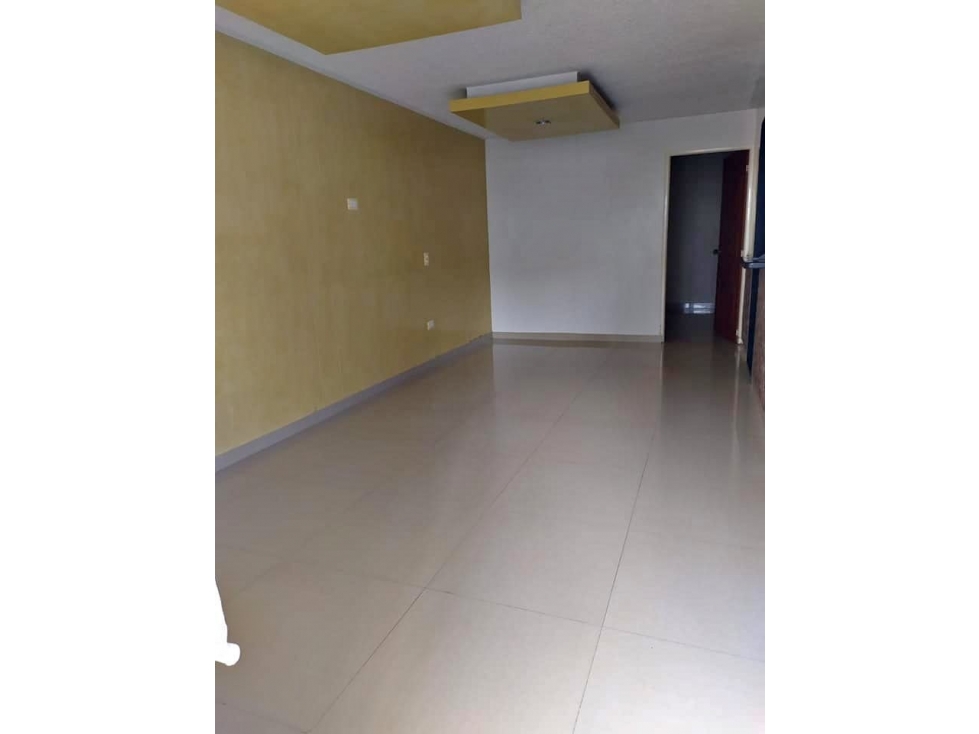 SE VENDE HERMOSA CASA EN FLORIDABLANCA /URBAN BAVIERA - 4