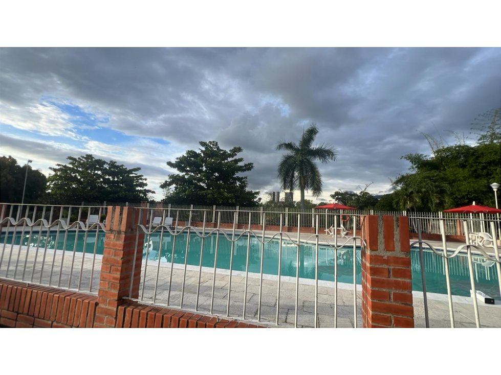 SE VENDE HERMOSA CASA EN VERSALLES 1 - 1