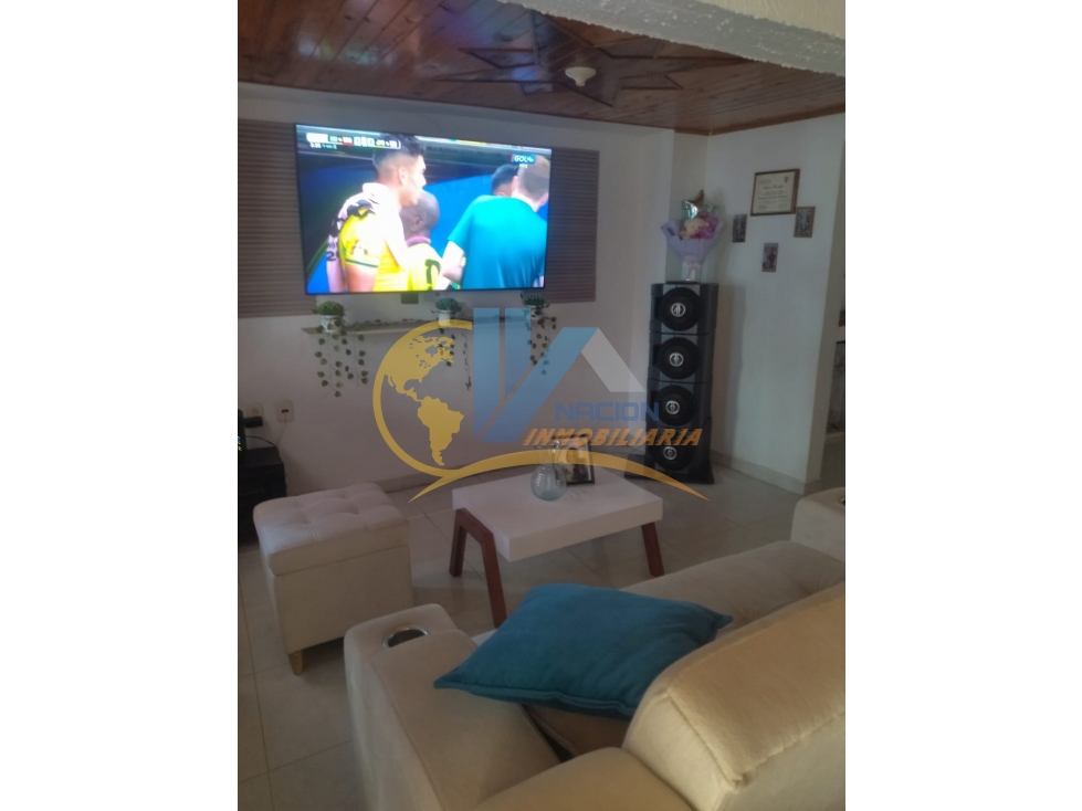 SE VENDE HERMOSO APARTAESTUDIO EN CANELOS