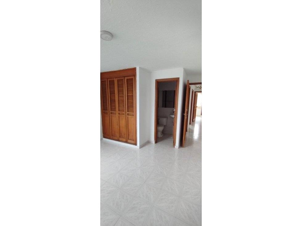 SE VENDE HERMOSO APARTAMENTO EN ALARCÓN