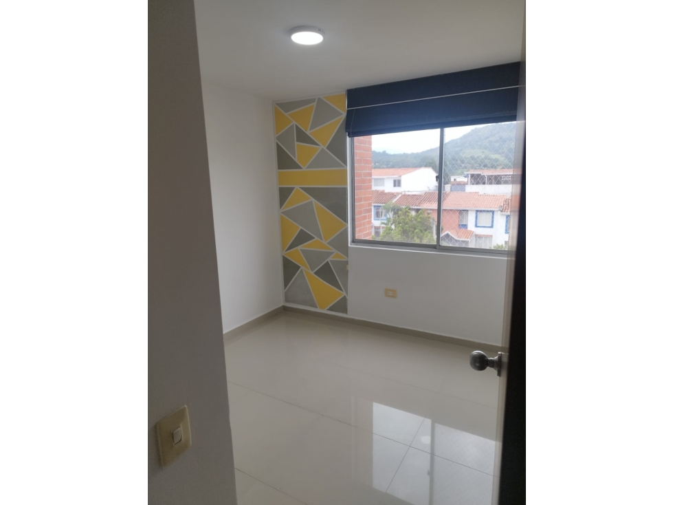 SE VENDE HERMOSO APARTAMENTO EN COLINA VERSALLES — foto 6