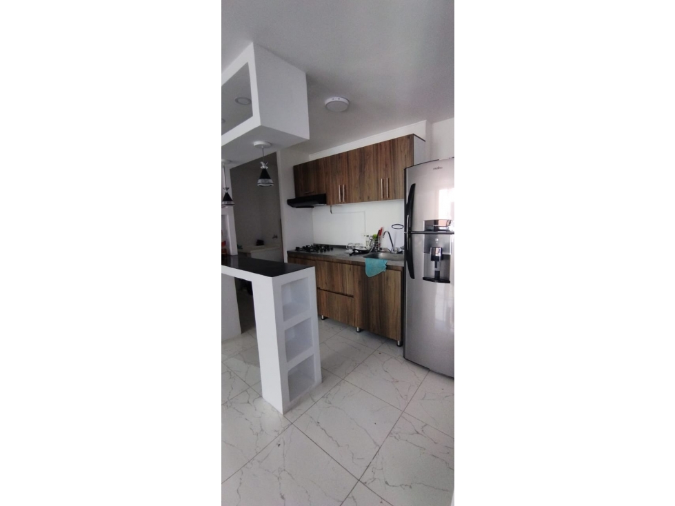 SE VENDE APARTAMENTO EN MONTE VERDI/GIRON - 4