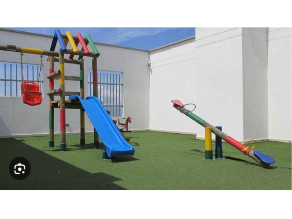 SE VENDE HERMOSO Y AMPLIO APARTAMENTO EN TORRE BARUKA