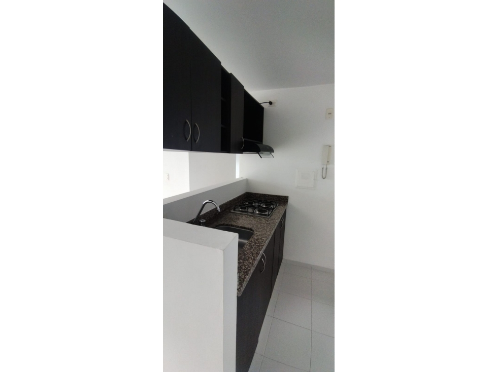 SE VENDE HERMOSO APARTAMENTO EN TORRES DE MONTERREDONDO 1. — foto 2