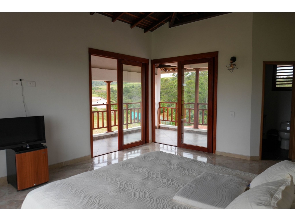SE VENDE ESPECTACULAR FINCA CERCA A SAN GIL. - 6