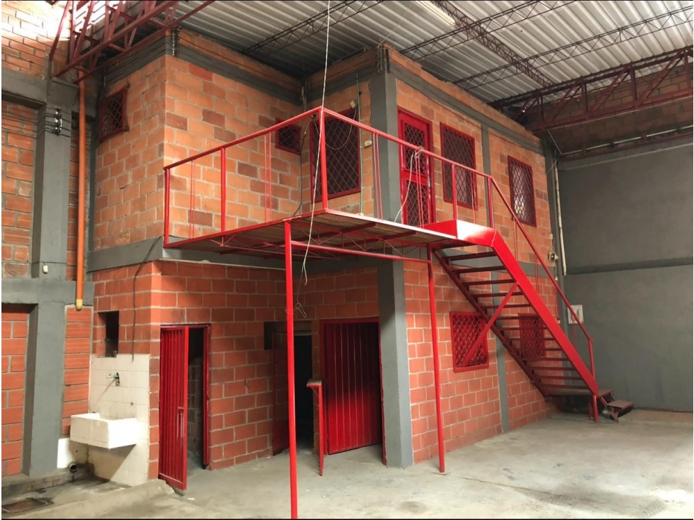 SE ARRIENDA O SE VENDE MAGNIFICA BODEGA EN SAN RAFAEL - 2