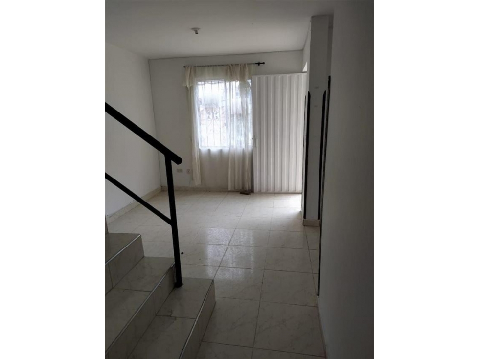 SE VENDE HERMOSA CASA ESQUINERA EN CATALUÑA/PIEDECUESTA - 3