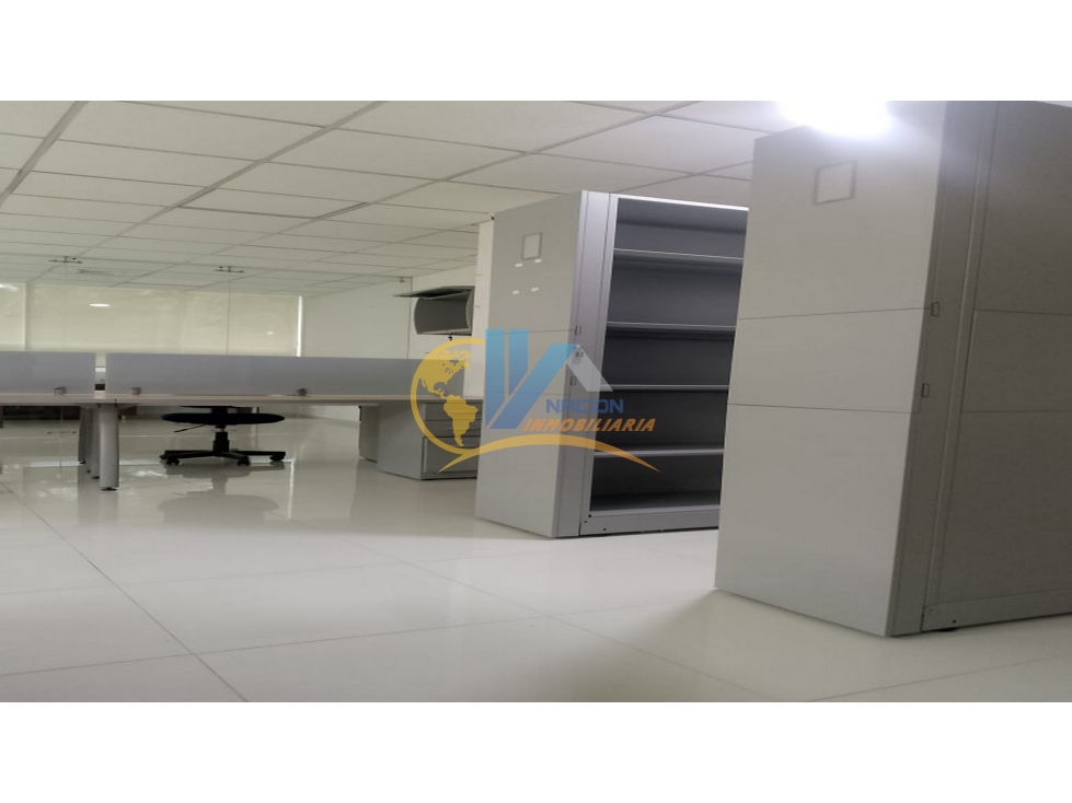 SE VENDE HERMOSA OFICINA EN EL ANILLO VÍAL - 4