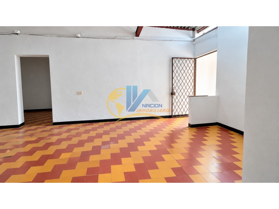 SE VENDE / ARRIENDA CASA COMERCIAL EN FLORIDABLANCA — foto 3
