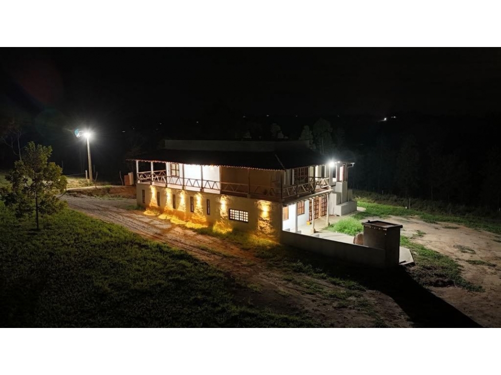 SE VENDE CABAÑA Y LOTE EN VEREDA EL CHORO BARICHARA/SANTANDER - 4