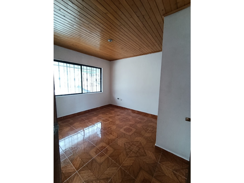 SE VENDE HERMOSA CASA EN EL KENEDDY NORTE — foto 3