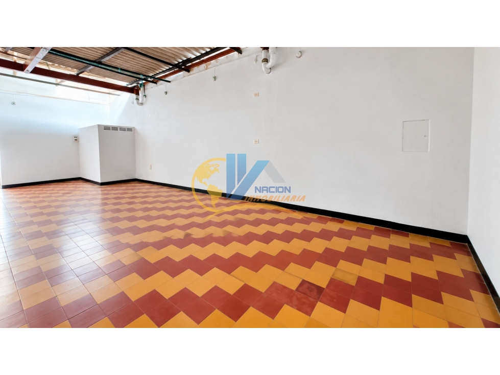SE VENDE / ARRIENDA CASA COMERCIAL EN FLORIDABLANCA — foto 4