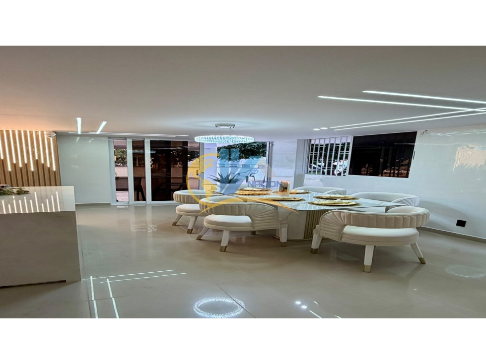 SE VENDE EXCLUSIVO APARTAMENTO TOTALMENTE REMODELADO EN SOTOMAYOR — foto 3