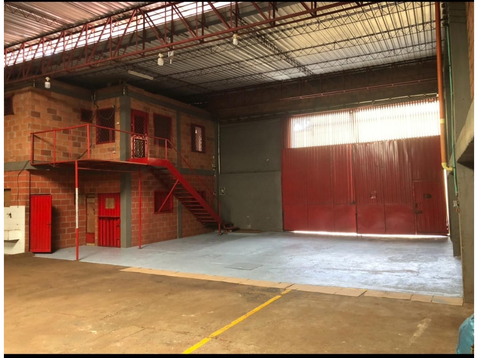 SE ARRIENDA O SE VENDE MAGNIFICA BODEGA EN SAN RAFAEL - 4
