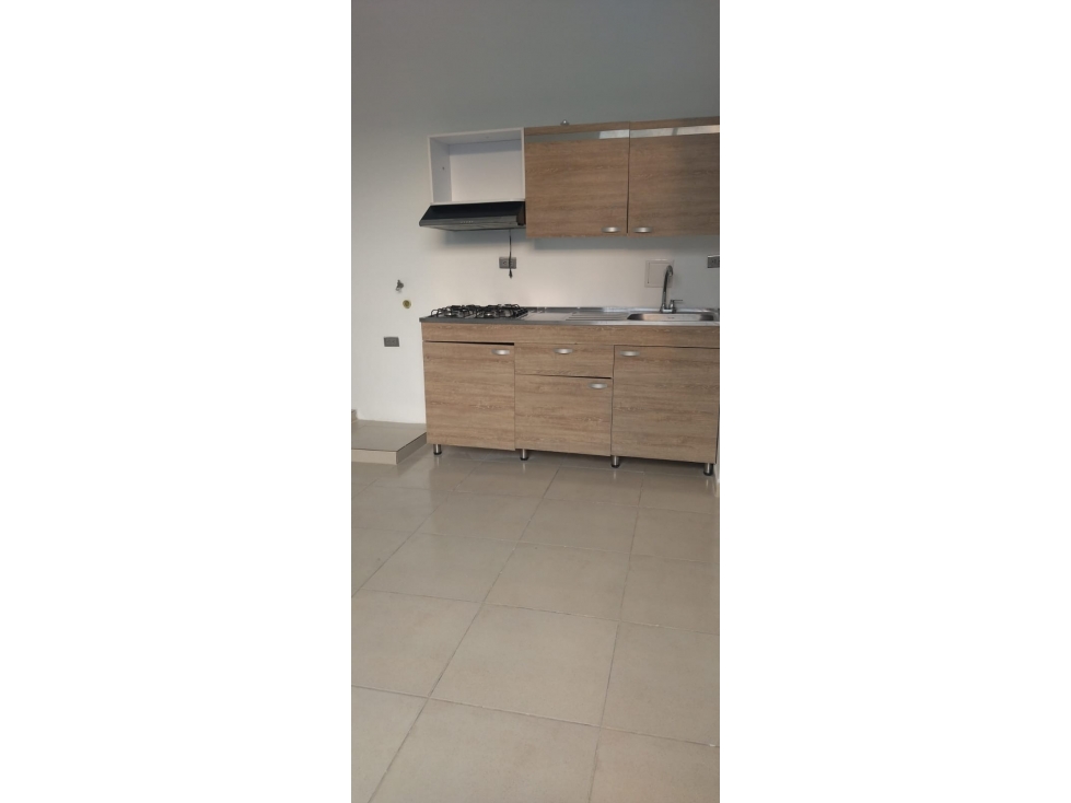 SE VENDE HERMOSO APARTAMENTO EN SAN ISIDRO/GIRON — foto 2