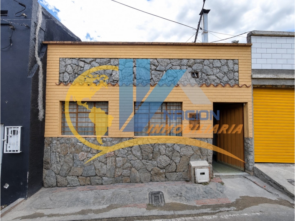 SE VENDE CASA EN EL CASCO ANTIGUO/FLORIDABLANCA