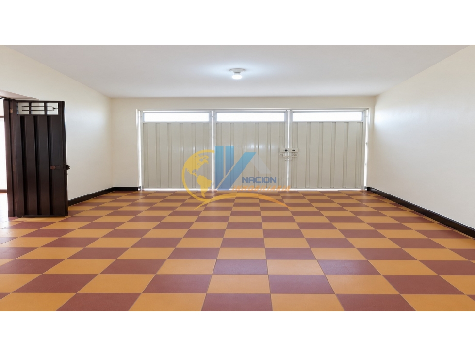 SE ARRIENDA CASA EN COMUNEROS - 2