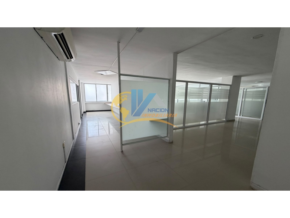 SE ARRIENDA / VENDE OFICINA EN EL CENTRO DE BUCARAMANGA - 6