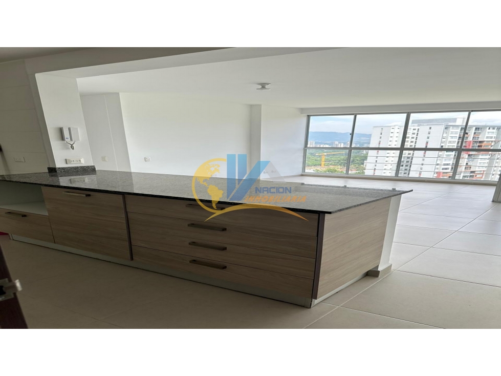 SE ARRIENDA APARTAMENTO EN MONTSERRAT ABADÍAS/FLORIDABLANCA - 3