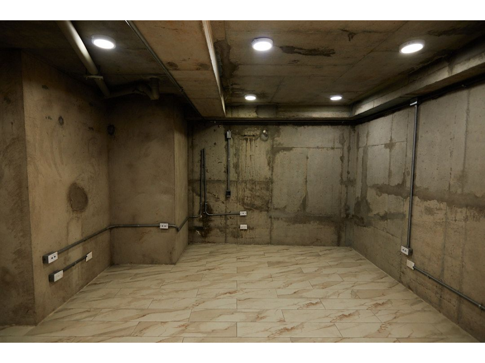 SE VENDE HERMOSO Y AMPLIO LOCAL EN ANTONIA SANTOS/BUCARAMANGA. - 4