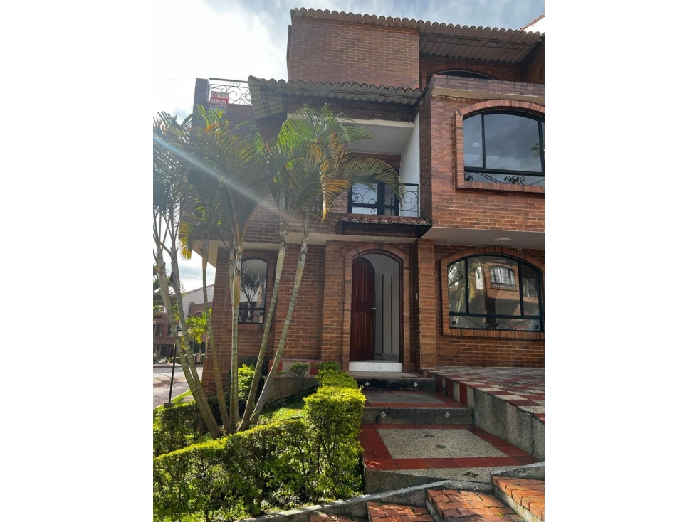 SE VENDE HERMOSA CASA EN CONDOMINO SANTA ANA BOGOTA — foto 3