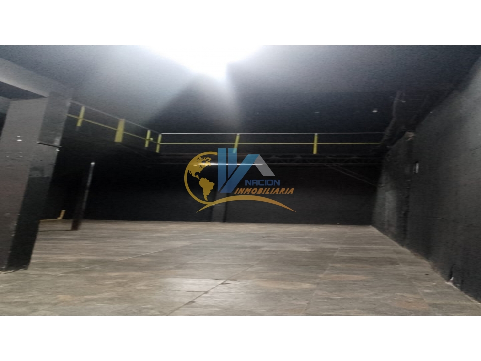AMPLIA CASA COMERCIAL EN ARRIENDO - 6