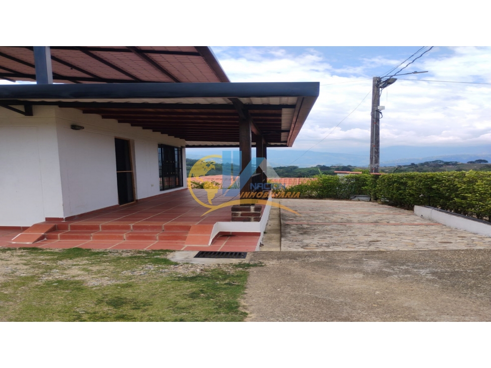 SE VENDE HERMOSA CASA EN MIRADOR DE MESITAS VIA AEROPUERTO - 1