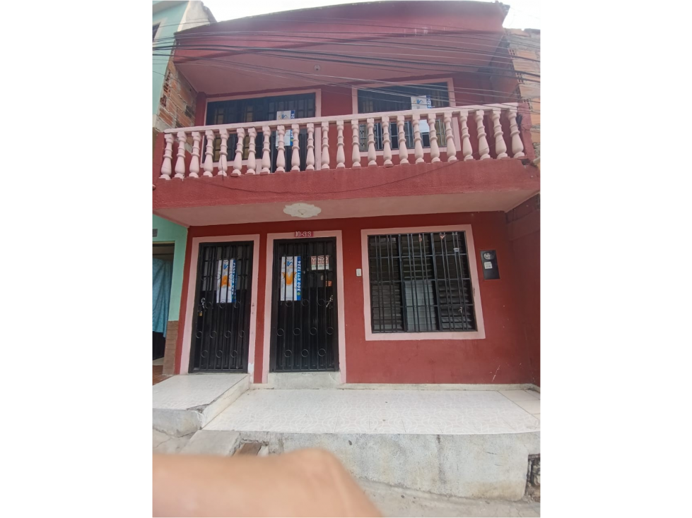 SE VENDE HERMOSA Y AMPLIA CASA EN OMAGA 1./NORTE — foto 2