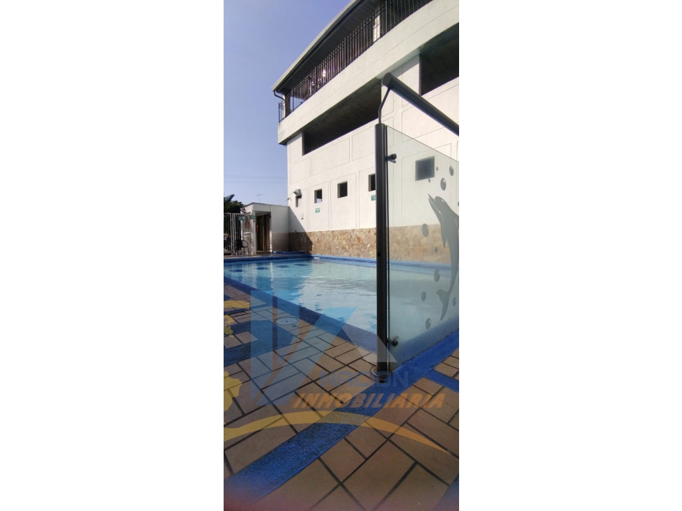 SE VENDE ESPECTACULAR  PENTHOUSE - CONJUNTO TERRANOVA