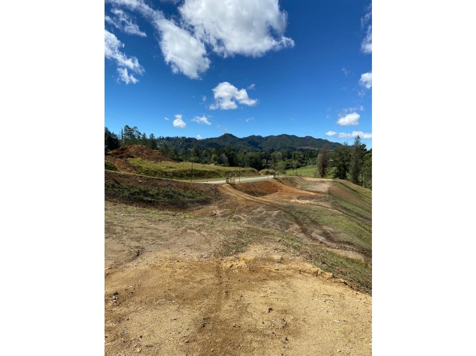 Lote para la venta en el sector Fizebad, El Retiro, Antioquia — foto 2