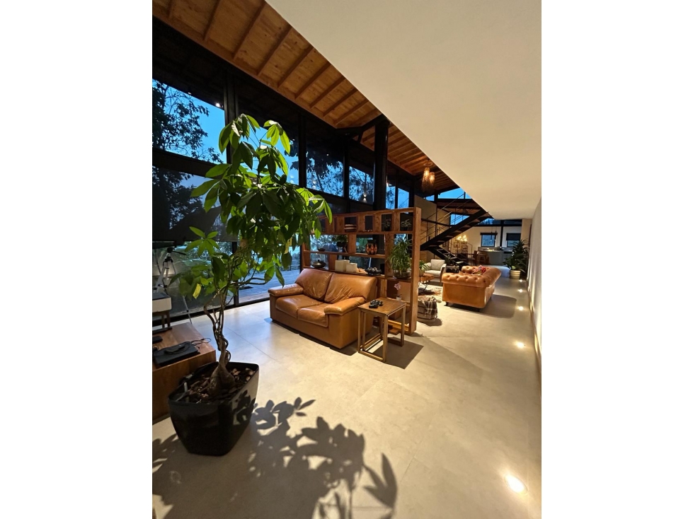 Casa campestre para la venta en unidad cerrada, La Ceja, Antioquia - 1