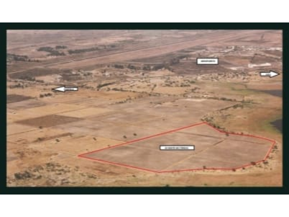 TERRENO 41 hectáreas frente al aeropuerto Cerca de Periférico Nuevo - 1