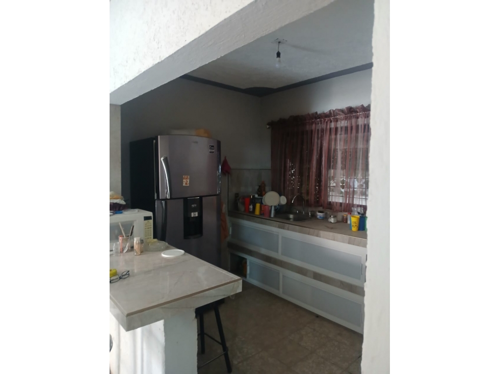 Casa en Santa Paula Esquina, 5 Recámaras, 4 Baños - 5