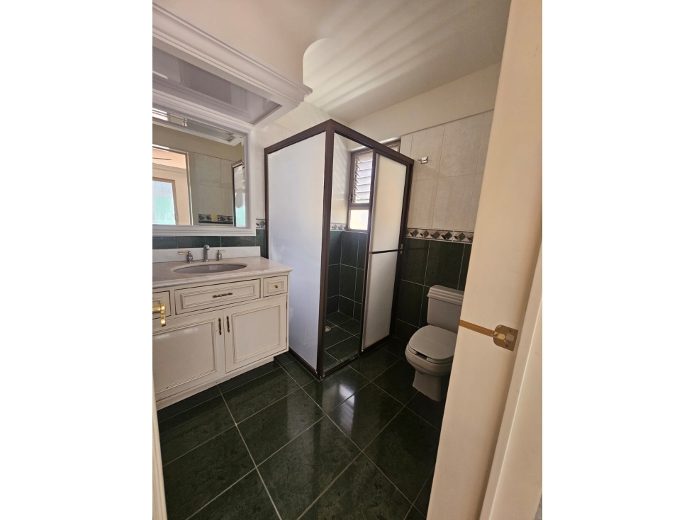 Residencia de Lujo en Venta Fraccionamiento Colomos Patria, Zapopan — foto 4