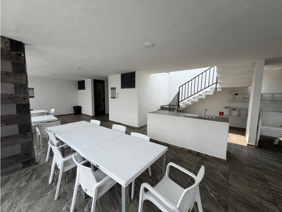 Terreno en Venta en Zimaltá Residencial, Tlaquepaque - 4