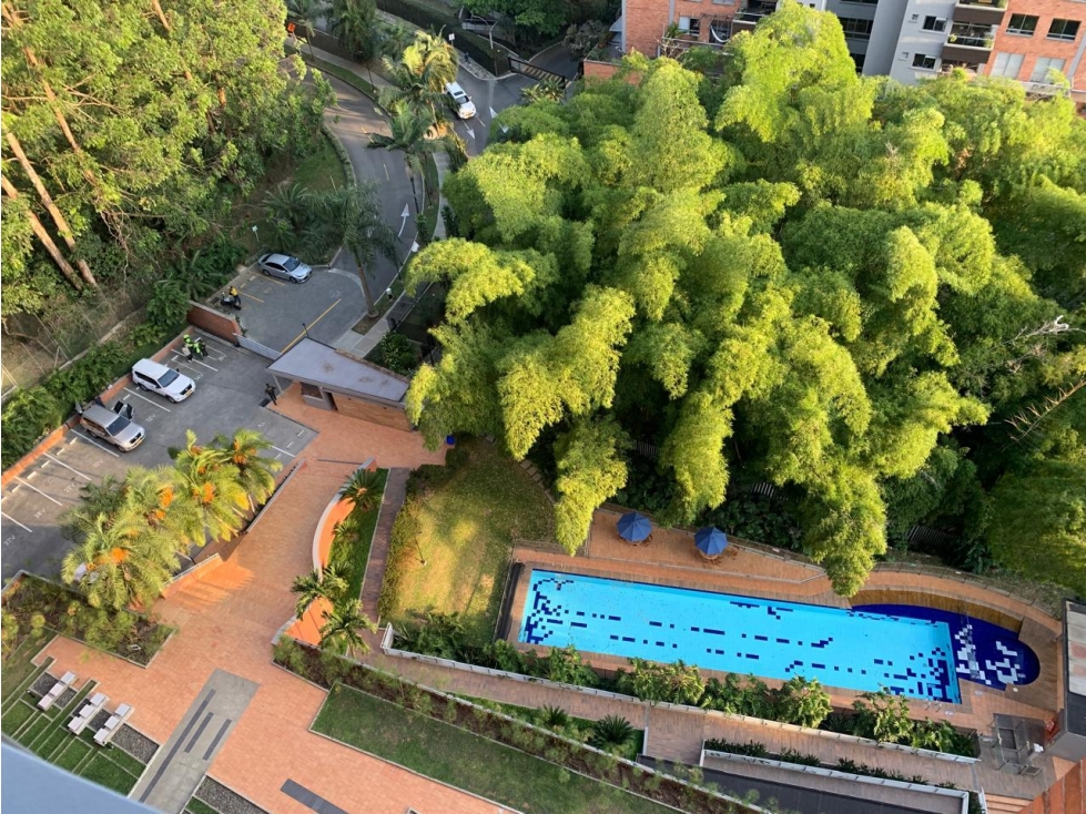 EN VENTA: Espectacular Apartamento en Excelente Zona del Poblado — foto 2