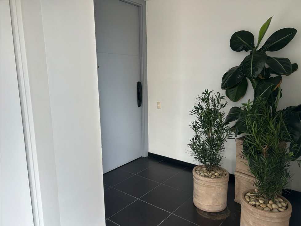 EN VENTA: Apartamento en exclusiva unidad en San Lucas — foto 2