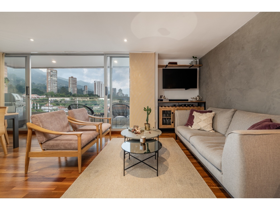 EN VENTA: EXCLUSIVO APARTAMENTO SECTOR EL TESORO, POBLADO — foto 6