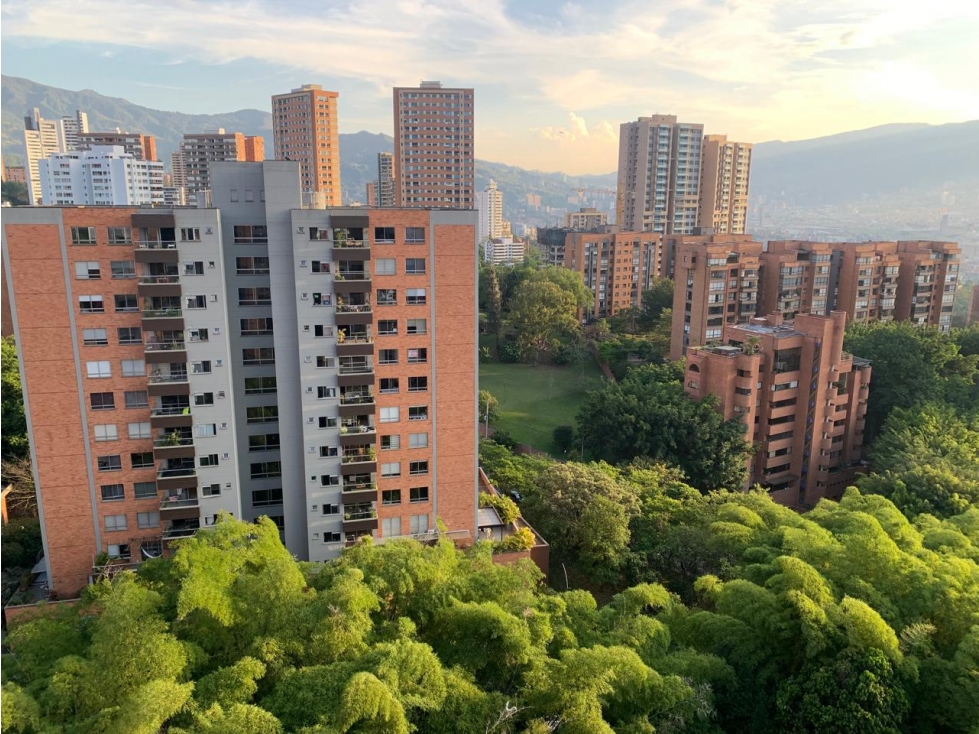 EN VENTA: Espectacular Apartamento en Excelente Zona del Poblado