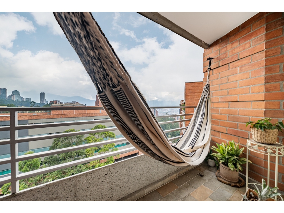 EN VENTA: EXCLUSIVO APARTAMENTO SECTOR EL TESORO, POBLADO — foto 5