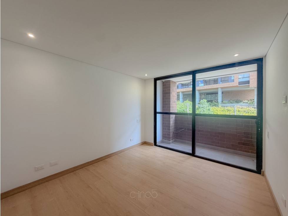 En Venta: Espectacular Apartamento para estrenar | Lalinde, Poblado — foto 4