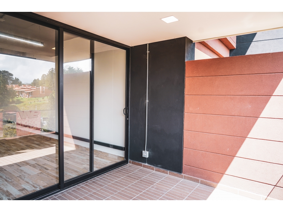Oficina en venta / Renta | Mall Lemont, Alto de las Palmas - 3