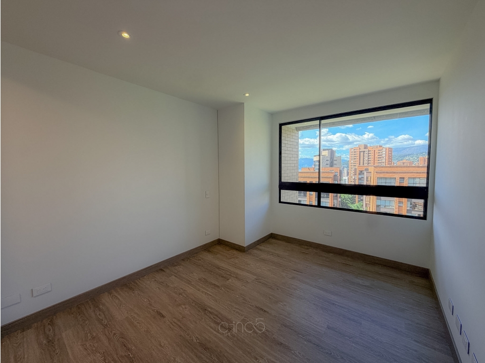 Arriendo: Apartamento en Saint Michael | Los Balsos, Poblado — foto 6