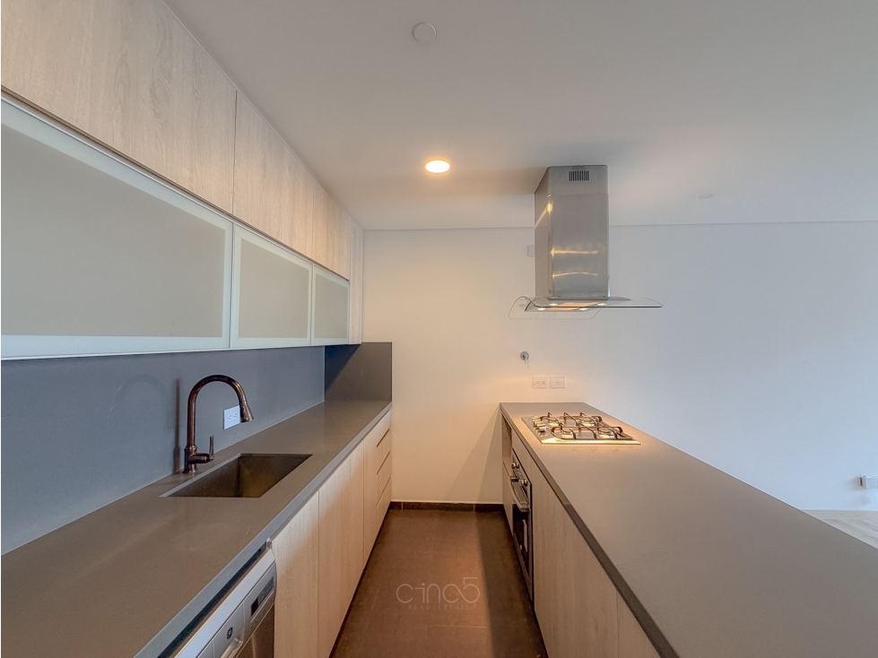 En Venta: Exclusivo Apartamento en Altos del Poblado — foto 6