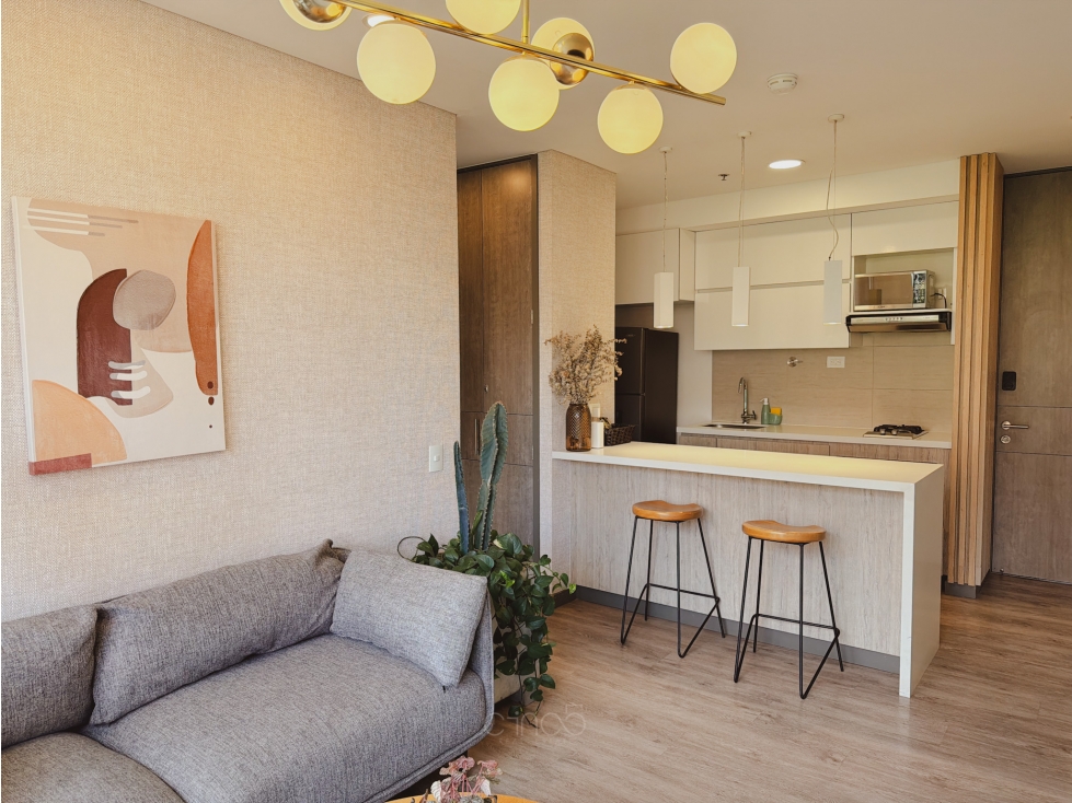 EN VENTA: APARTAMENTO AMOBLADO CON LIC. HOTELERA, LOS BALSOS, POBLADO — foto 3