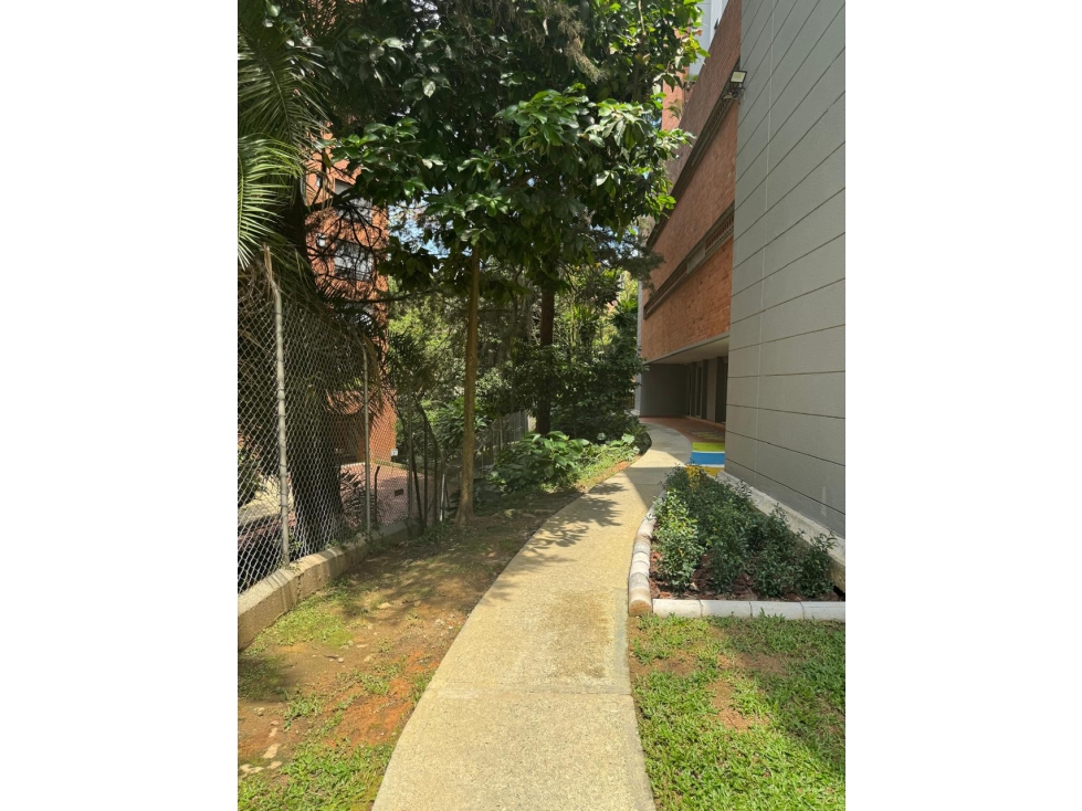 EN VENTA: Espectacular Apartamento en Excelente Zona del Poblado — foto 6